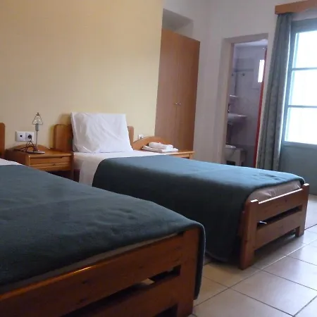Hotell Elena *