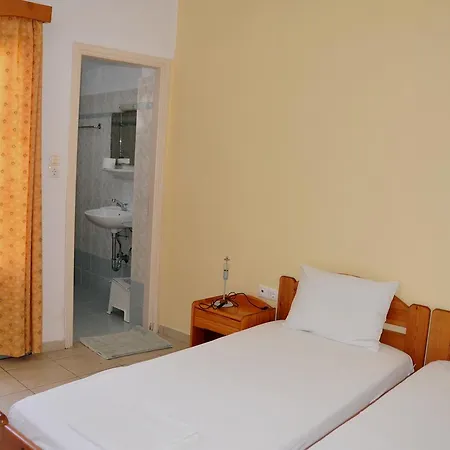 Elena Hotell Skyros
